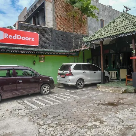 Reddoorz At Mamagayo Inn Yogyakarta